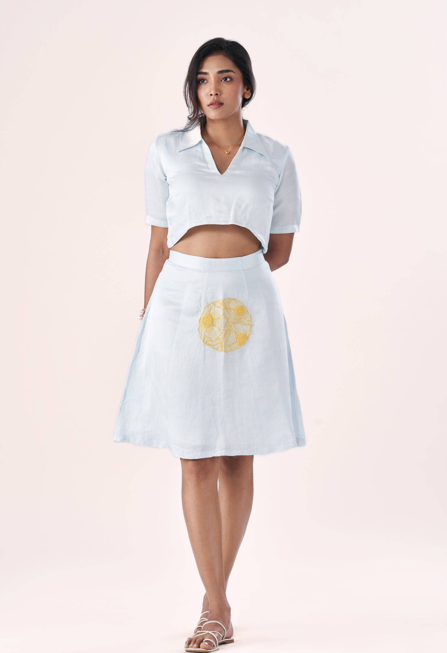 Hydrangea collared crop top